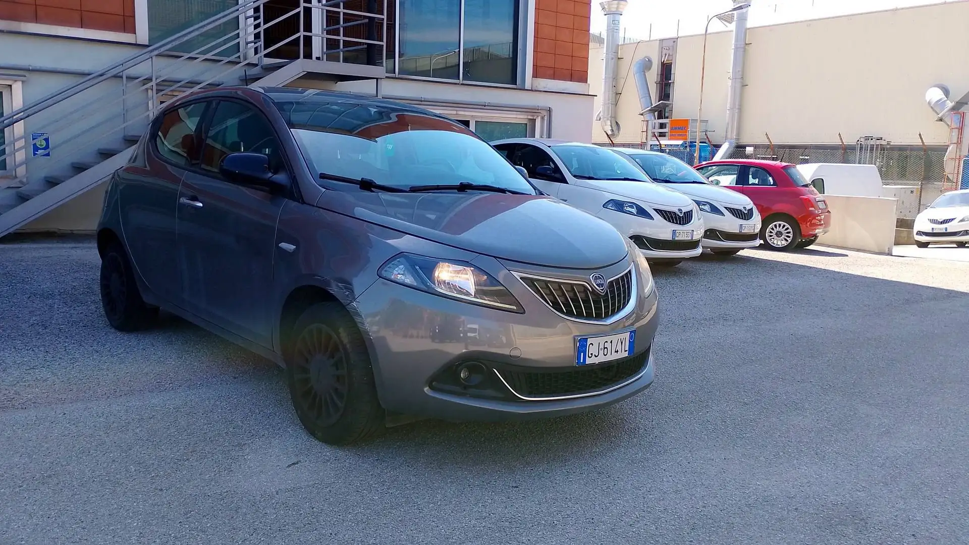 Lancia Ypsilon 1.2 69cv gpl silver Gris - 2