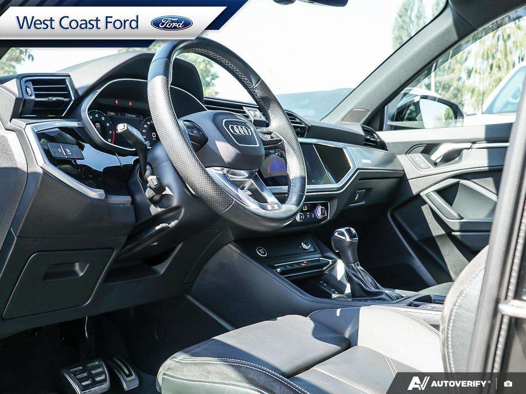 2022 Audi Q3 Progressiv 45 Quattro- S-Line, Leather, Moonroof! 2,000 cc 4 cyl thumb 16