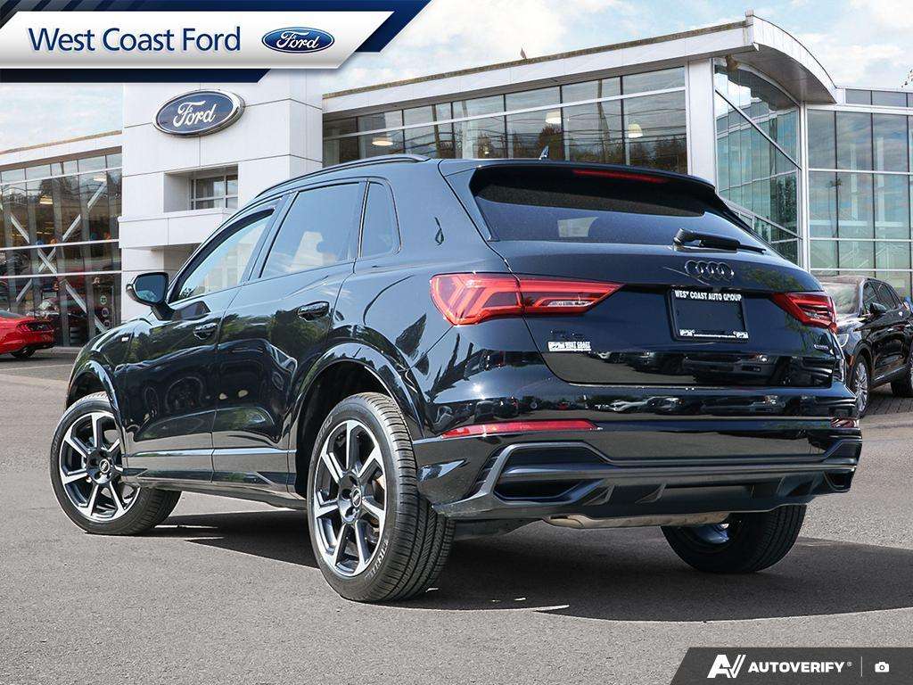 2022 Audi Q3 Progressiv 45 Quattro- S-Line, Leather, Moonroof! 2,000 cc 4 cyl alt 4
