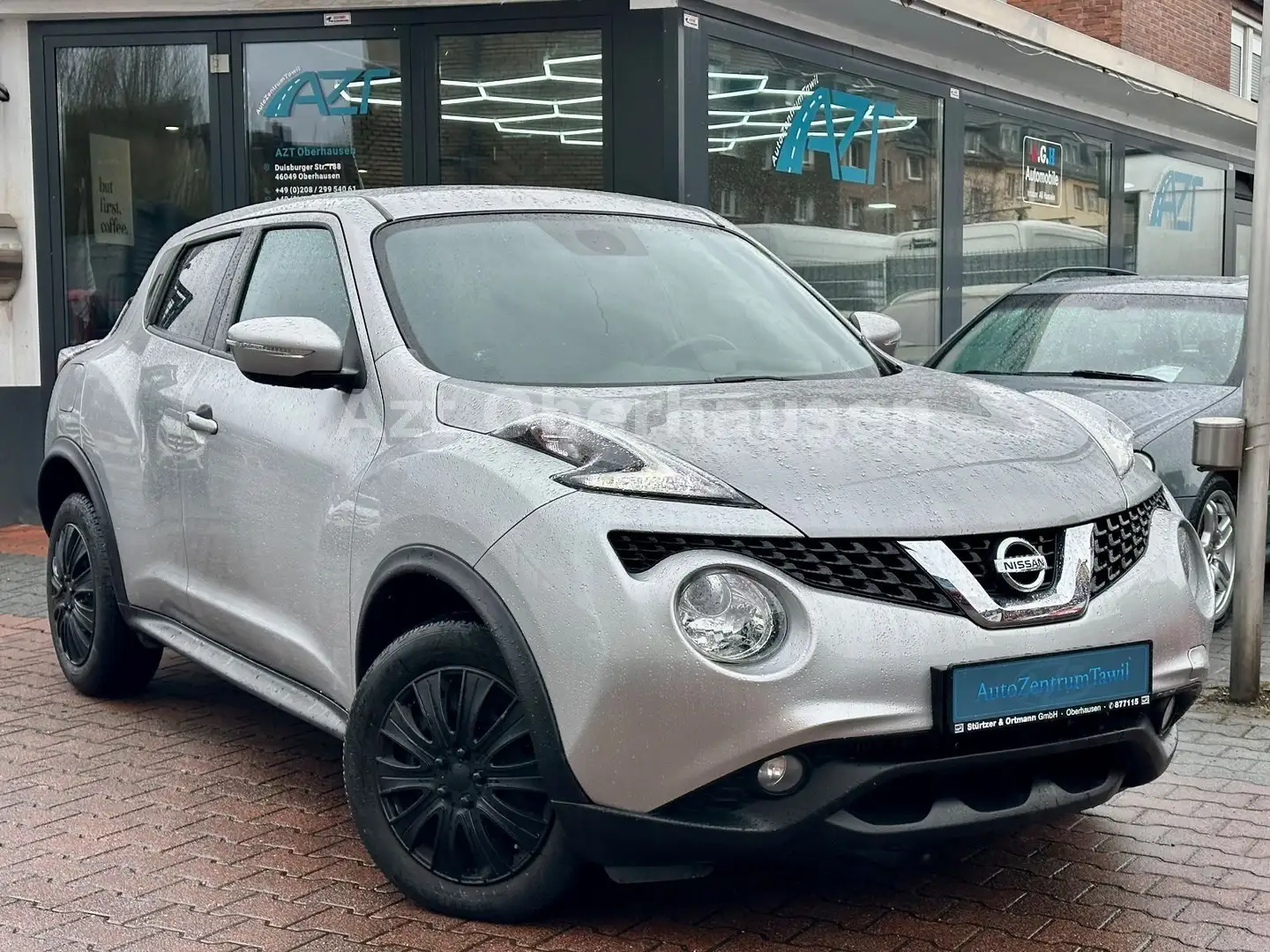 Nissan Juke N-Connecta*TÜV NEU*KAMERA*AHK*2.HAND* Silber - 1