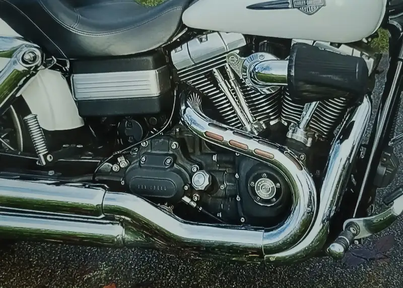 Harley-Davidson Dyna Fat Bob - foto 6