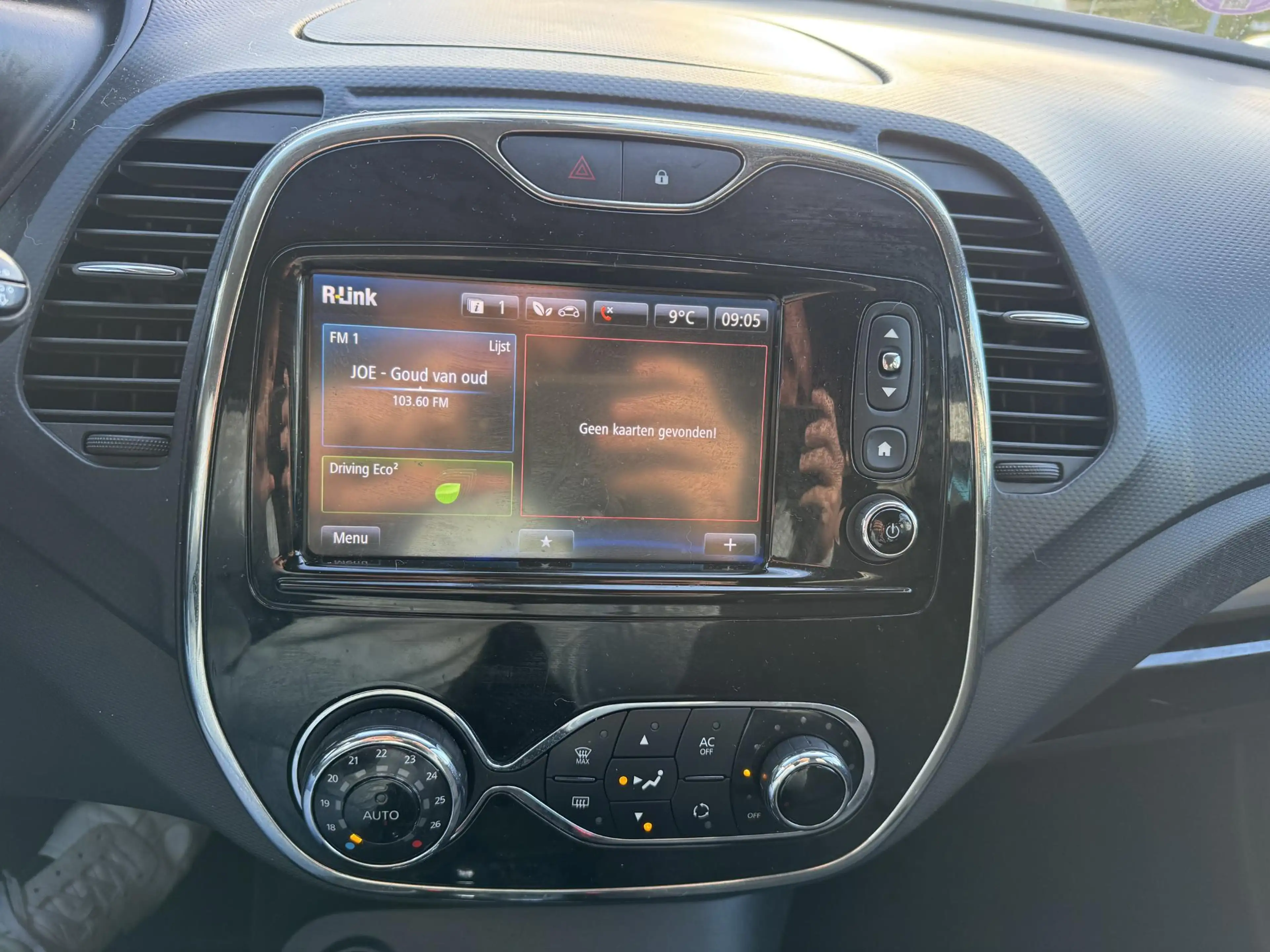 Renault Captur 1.2 TCe Dynamique — photo 12