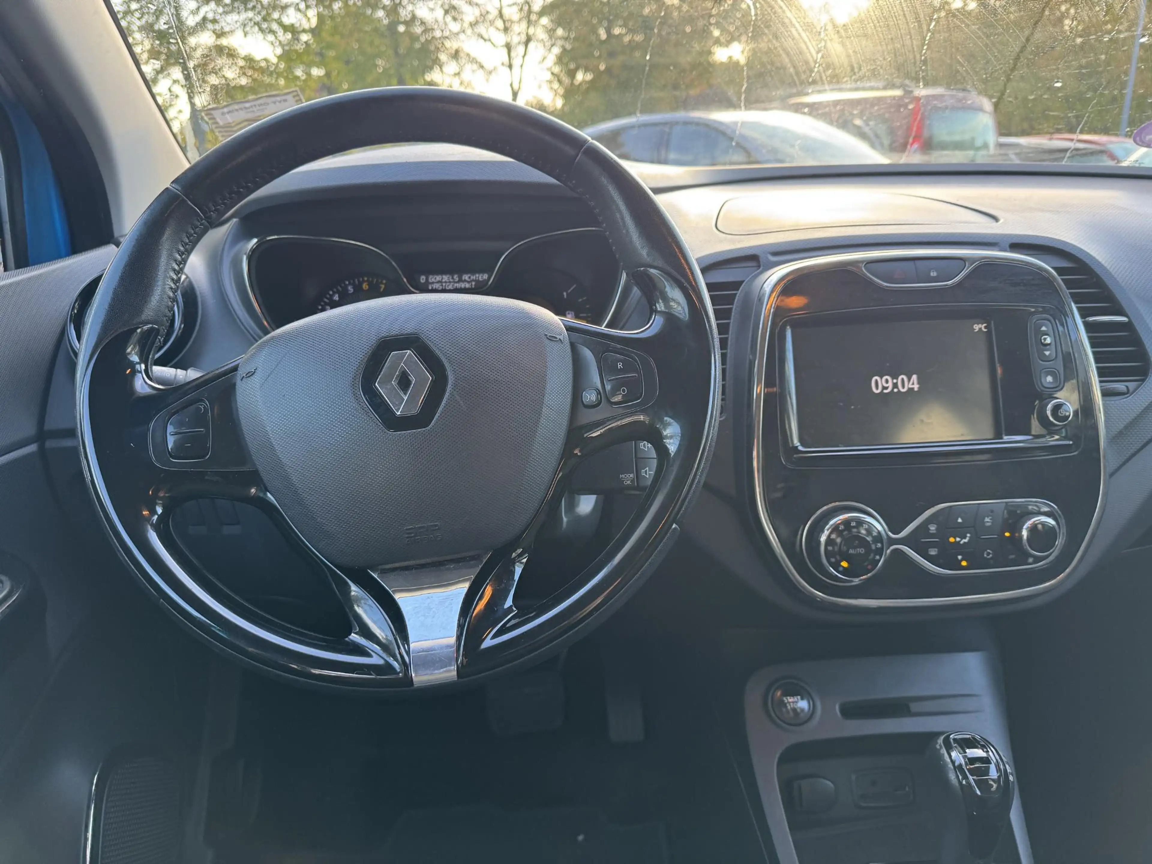 Renault Captur 1.2 TCe Dynamique — photo 10
