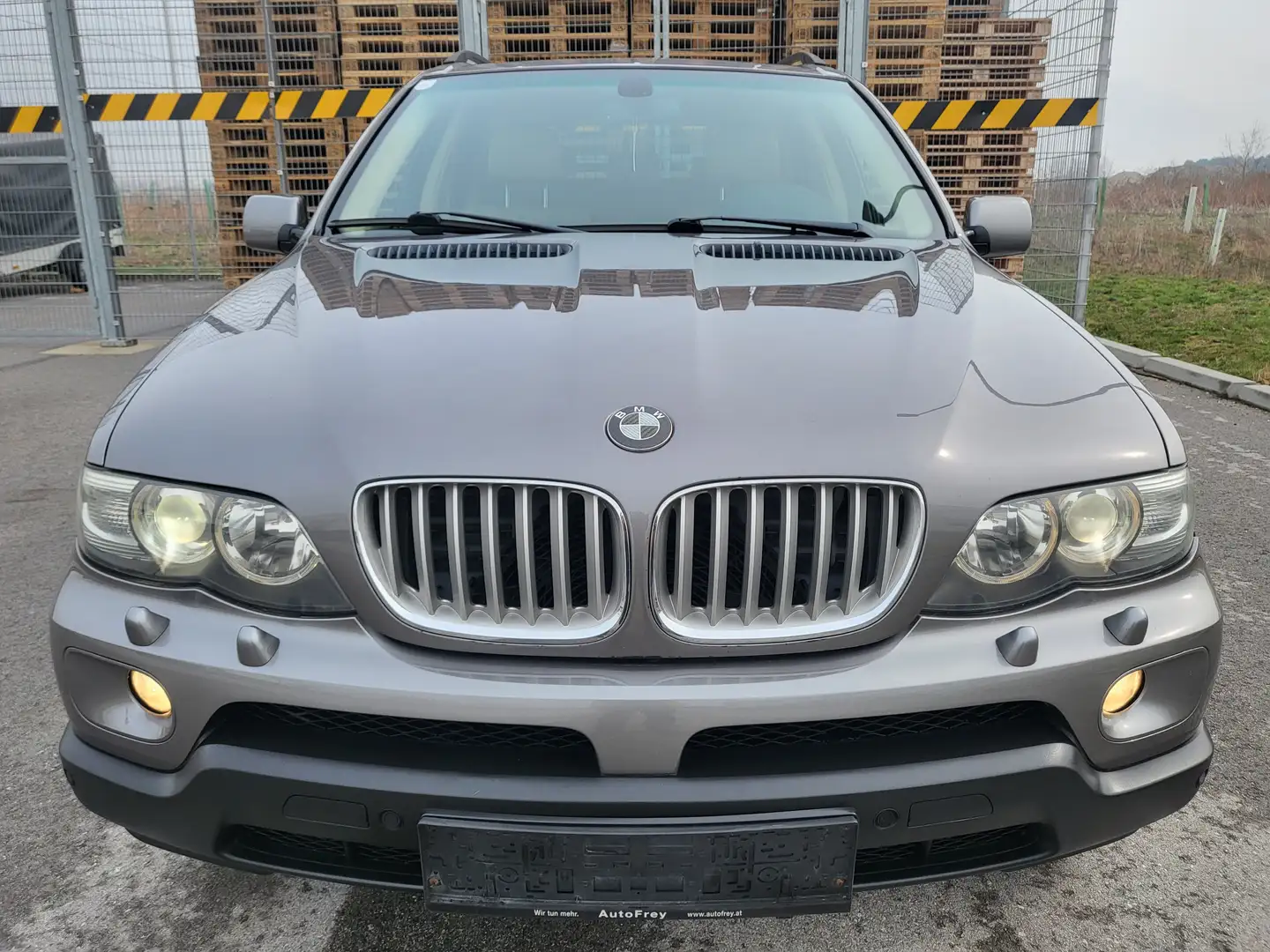 BMW X5 3,0d Ö-Paket Aut. NEUES PICKERL BIS: 03/2025 Šedá - 2