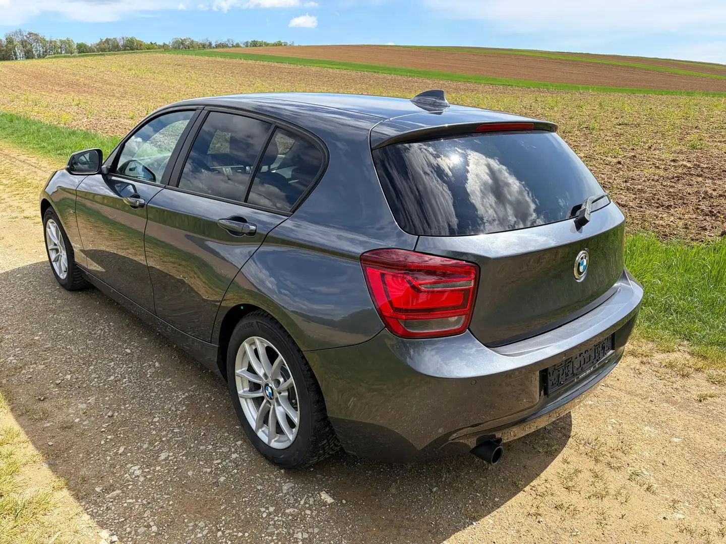 BMW 118 118d xDrive Österreich-Paket Grau - 2