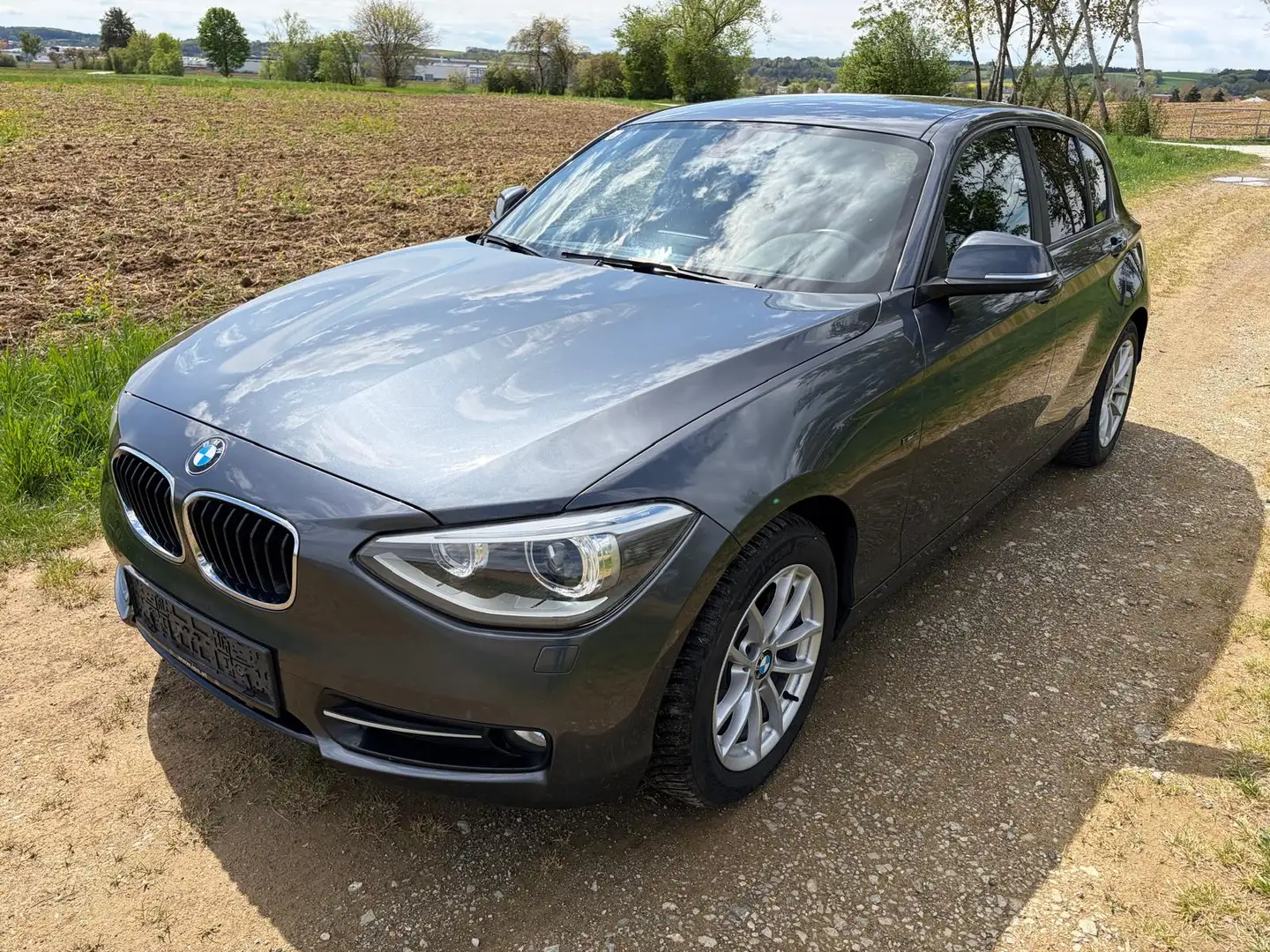 BMW 118 118d xDrive Österreich-Paket Grau - 1