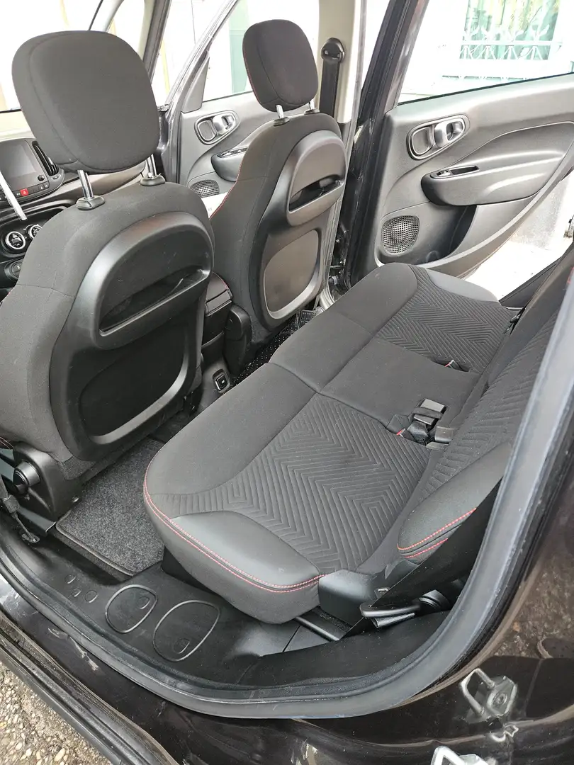 Fiat 500L 500L 1,3 MultiJet 95 SCR Sport Sport Schwarz - 1