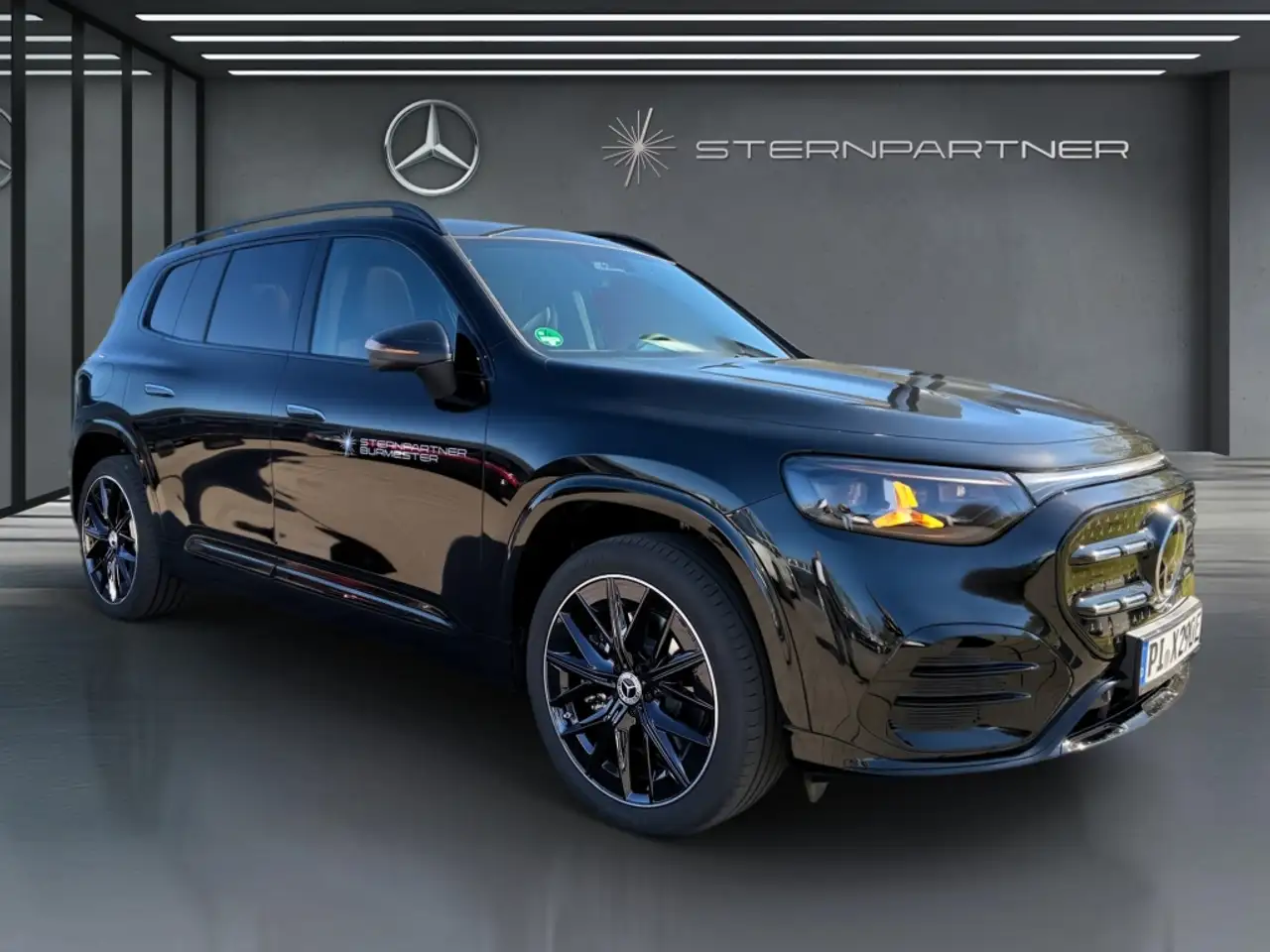 Mercedes-Benz GLB 250 + AUT 16