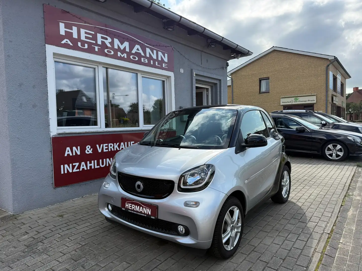 smart forTwo Basis 52kW (453.342) Noir - 1