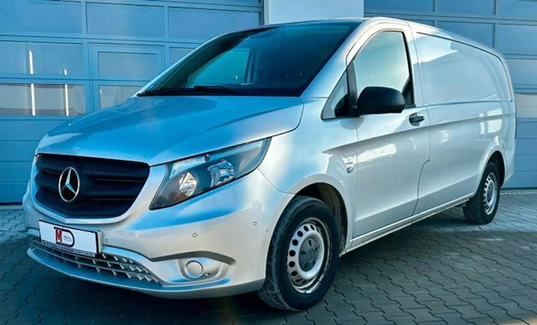Mercedes-Benz Vito Kasten 114 lang *STANDHEIZG.*FINANZIERUNG* Argent - 1