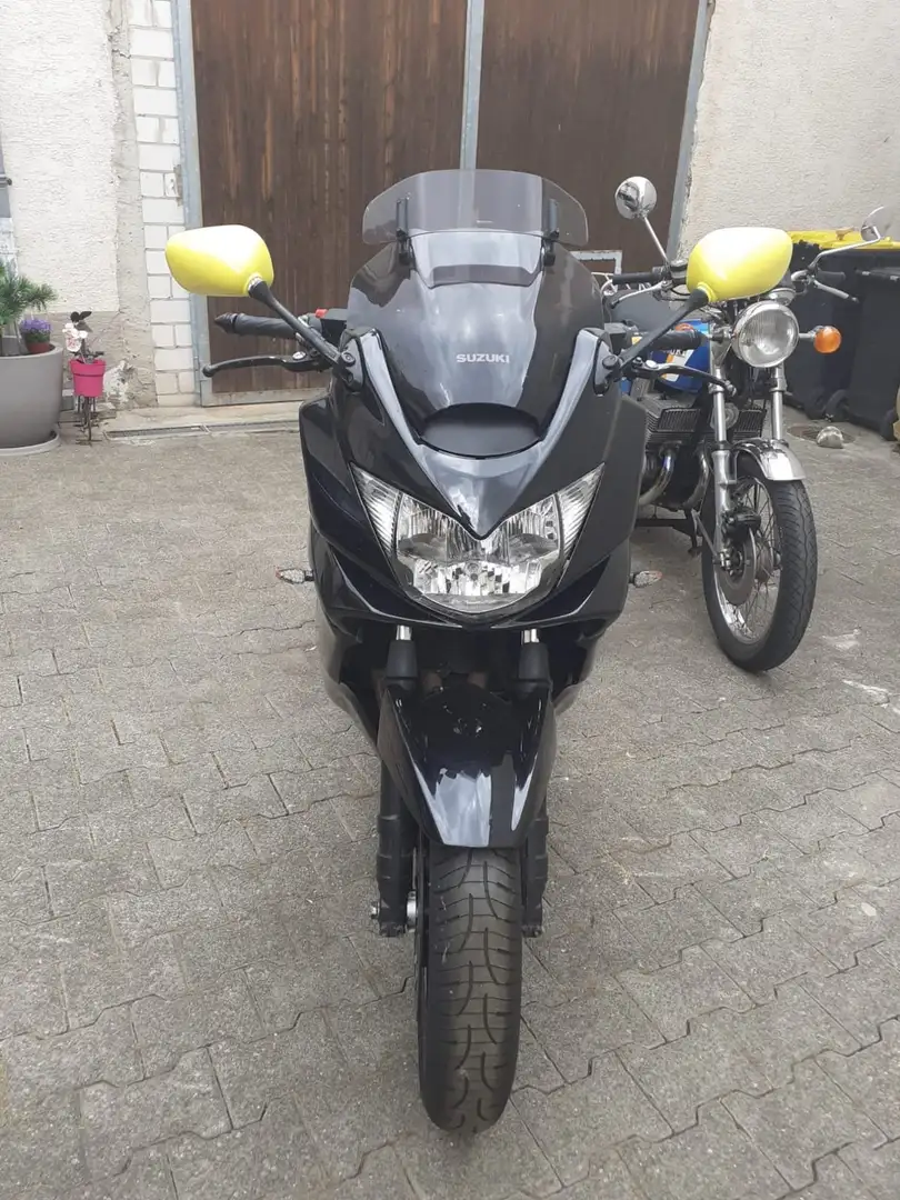 Suzuki Bandit 1250 Schwarz - 1