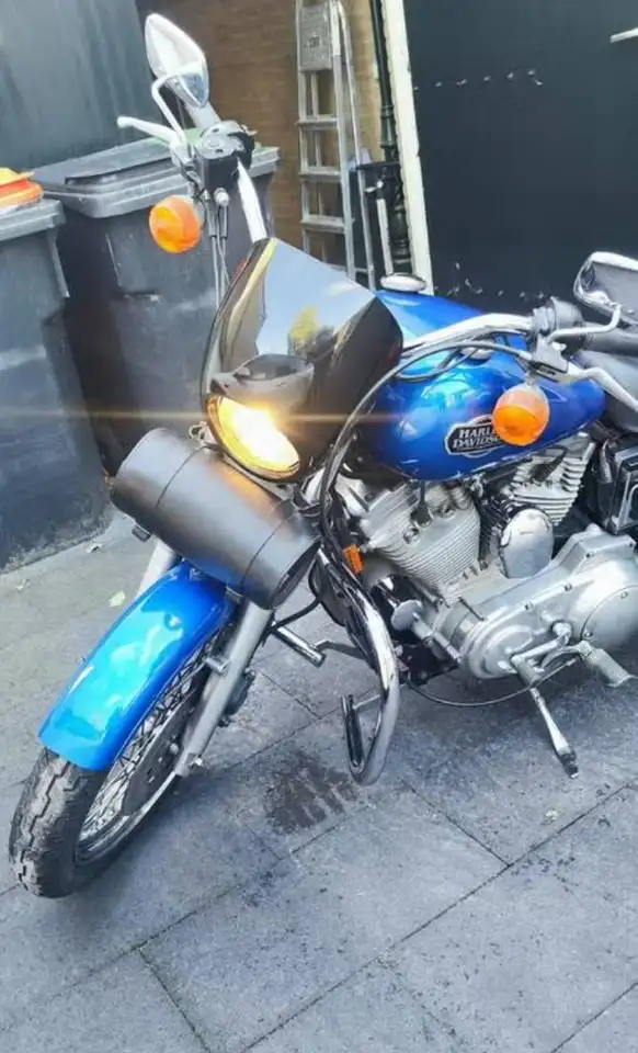 Harley Davidson XLH883 Sportster Hugger - 1997, foto 4