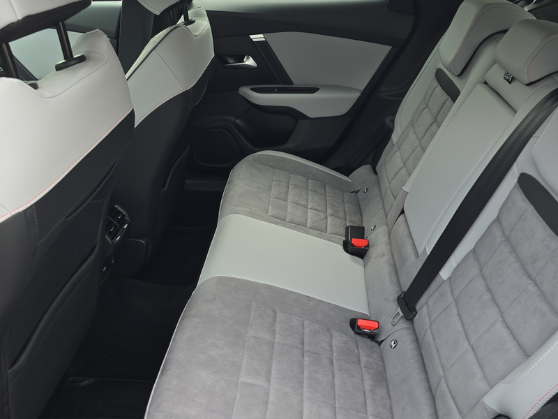Citroen C4 1.2 Mild-Hybrid 145 Max (EURO 6e) — photo 12