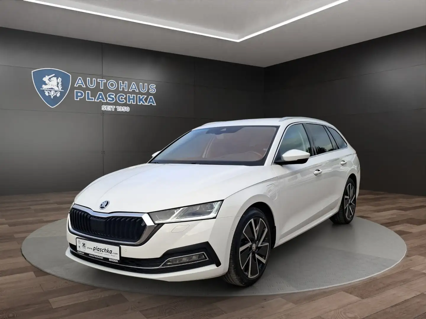 Skoda Octavia C. 1.4 TSI DSG First Edition iV NAVI+LED Klima Weiß - 1