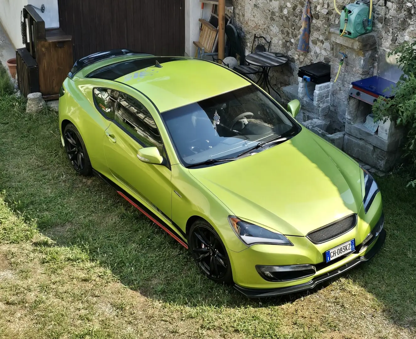 Hyundai Genesis Coupe sport Grün - 1