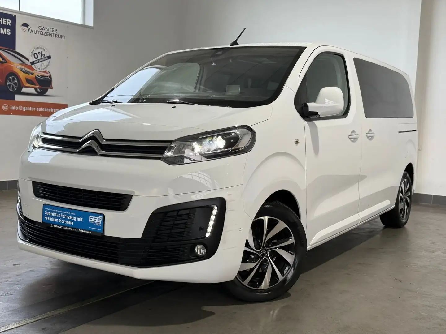 Citroen Spacetourer Shine M 2.0 BlueHDI AHK+StandHz+HUD Weiß - 2