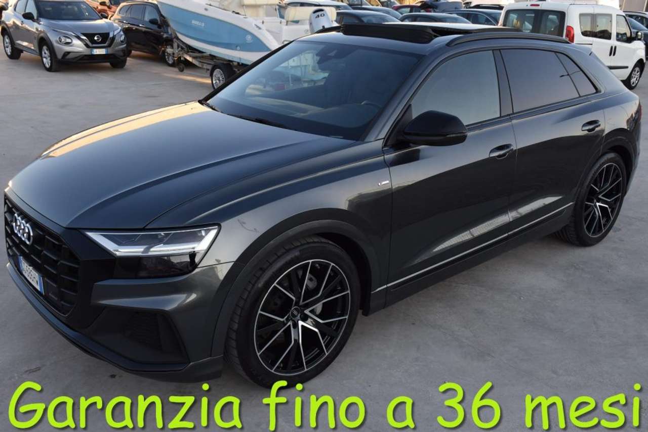 Audi Q8 50 TDI 286 CV quattro tiptronic Sport *TETTUCCIO*