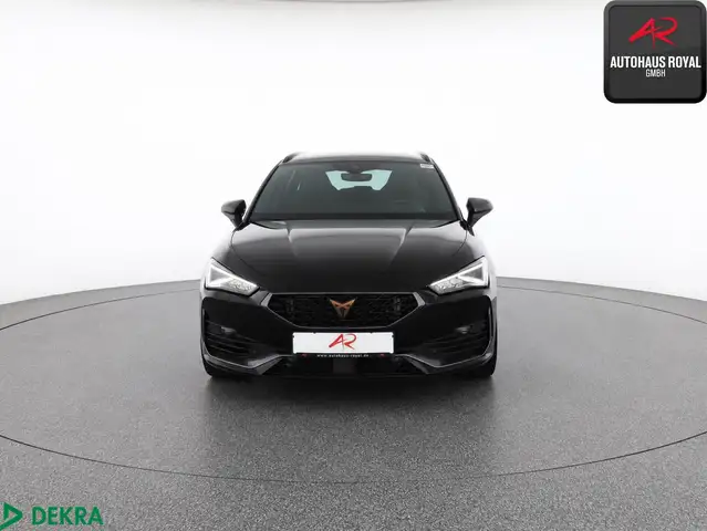 Cupra Leon view 8