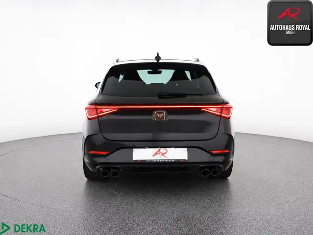 Cupra Leon view 4