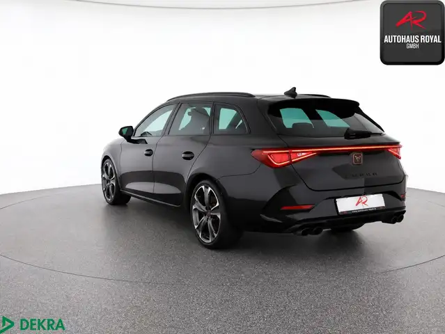 Cupra Leon view 3