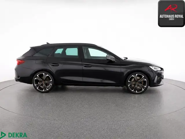 Cupra Leon view 6