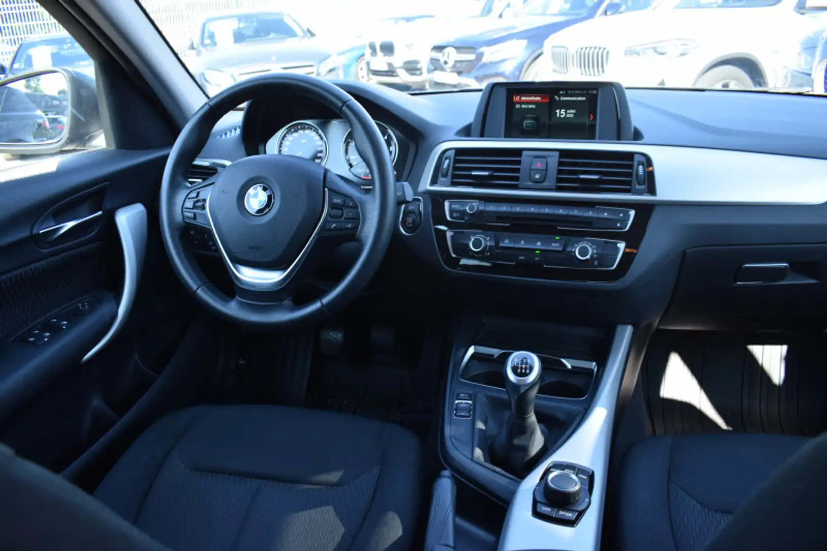 BMW 118 (F21/F20) 118D 150CH BUSINESS DESIGN 5P Noir - 2