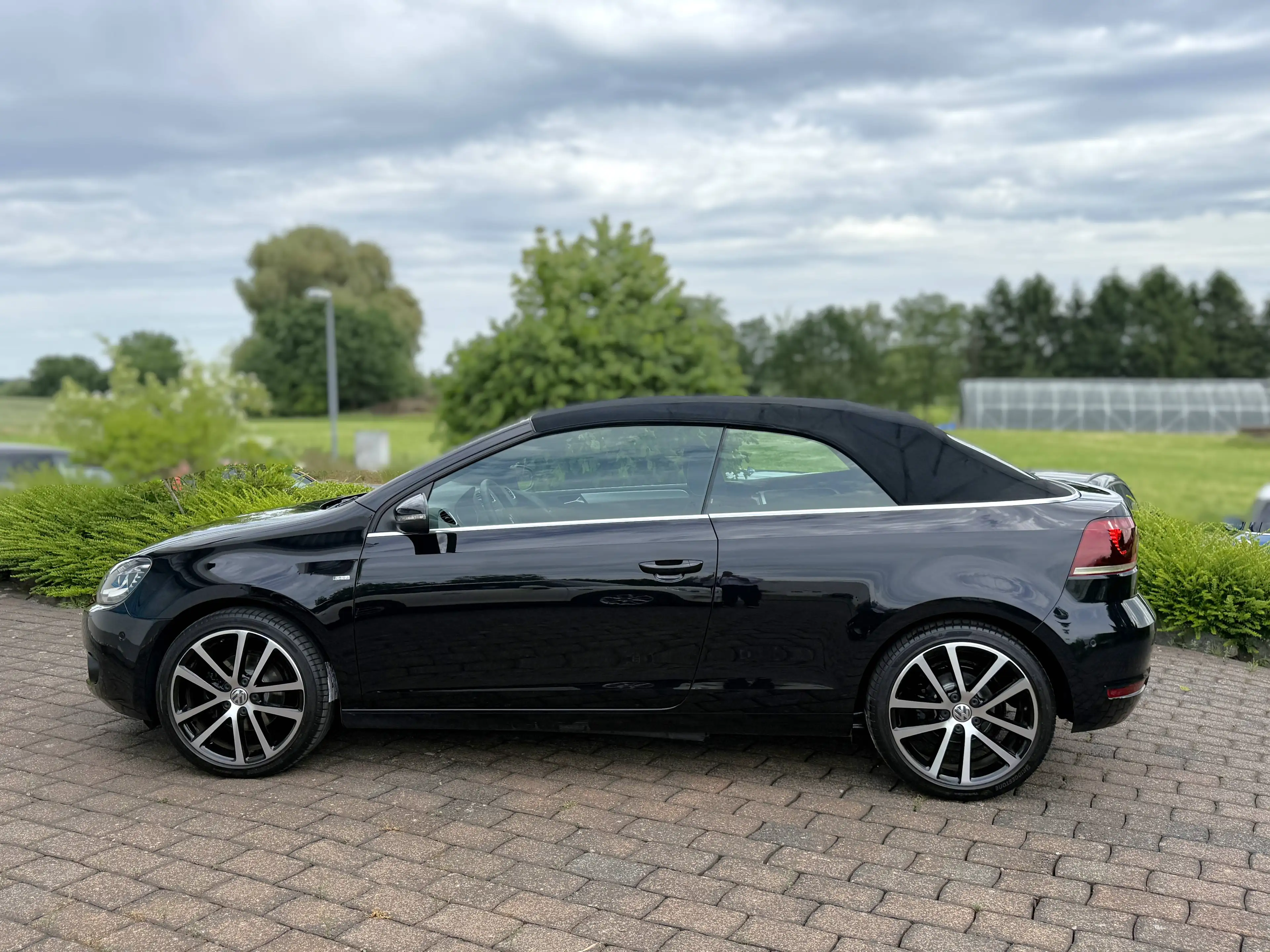 Volkswagen Golf Cabriolet 1.4 TSI Cup DSG Xenon Sportsitze Navi — photo 6