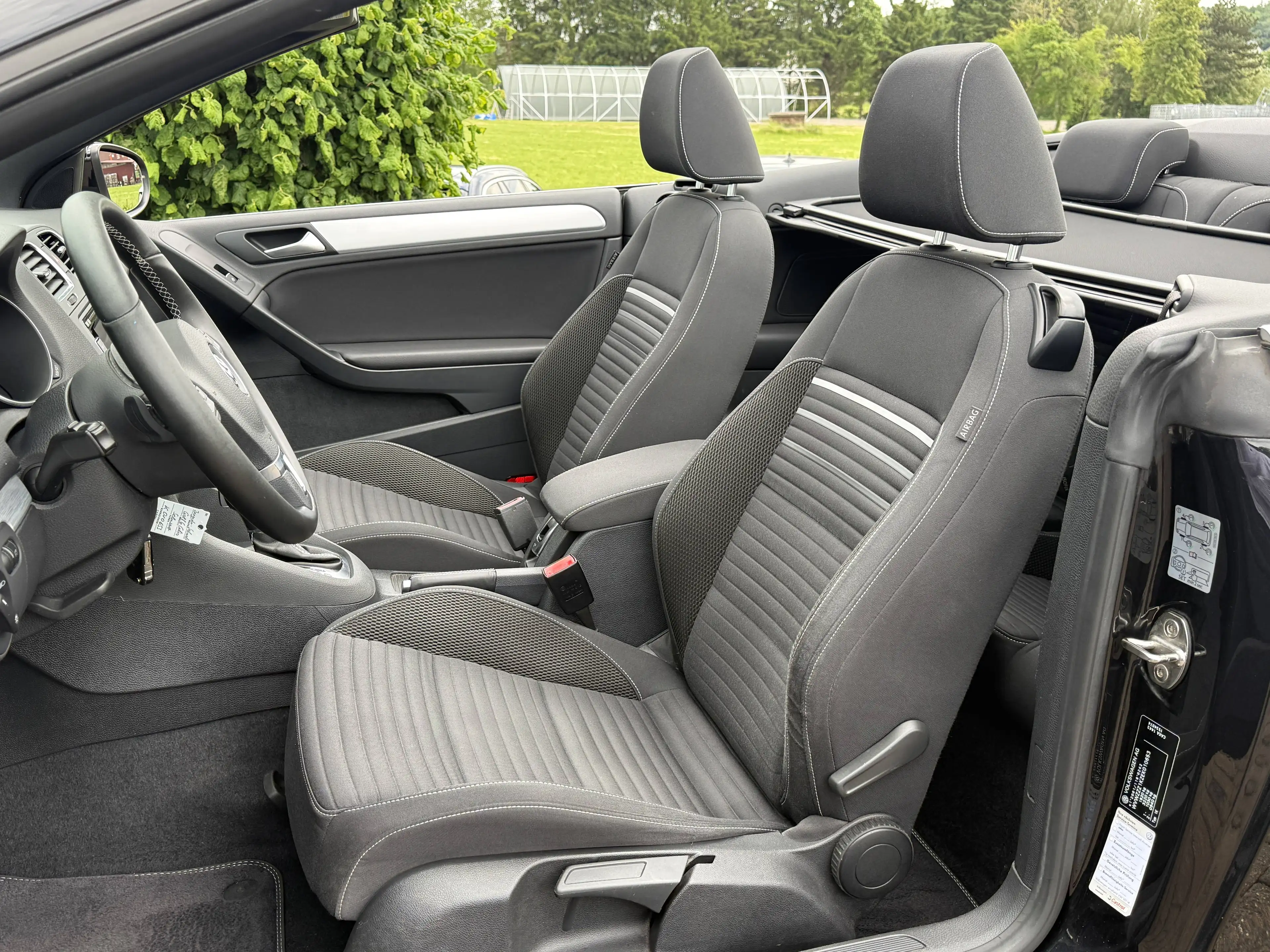 Volkswagen Golf Cabriolet 1.4 TSI Cup DSG Xenon Sportsitze Navi — photo 10