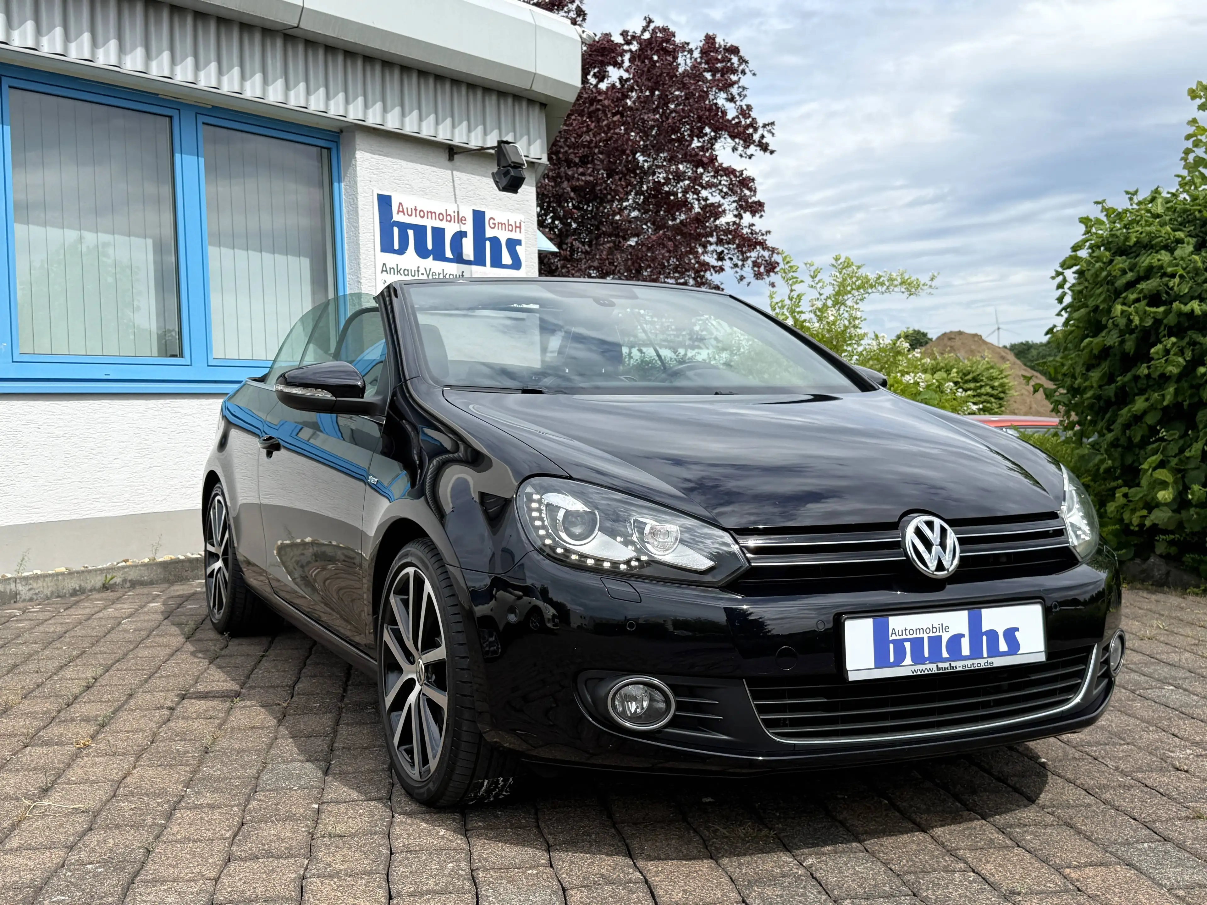 Volkswagen Golf Cabriolet 1.4 TSI Cup DSG Xenon Sportsitze Navi