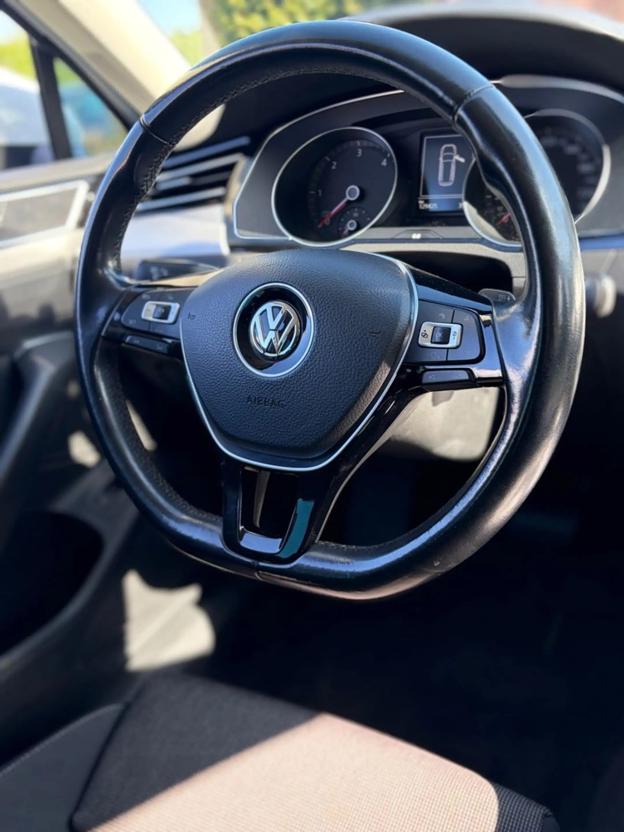 Volkswagen Passat Variant Comfortline Reifen neu/ Service — photo 14