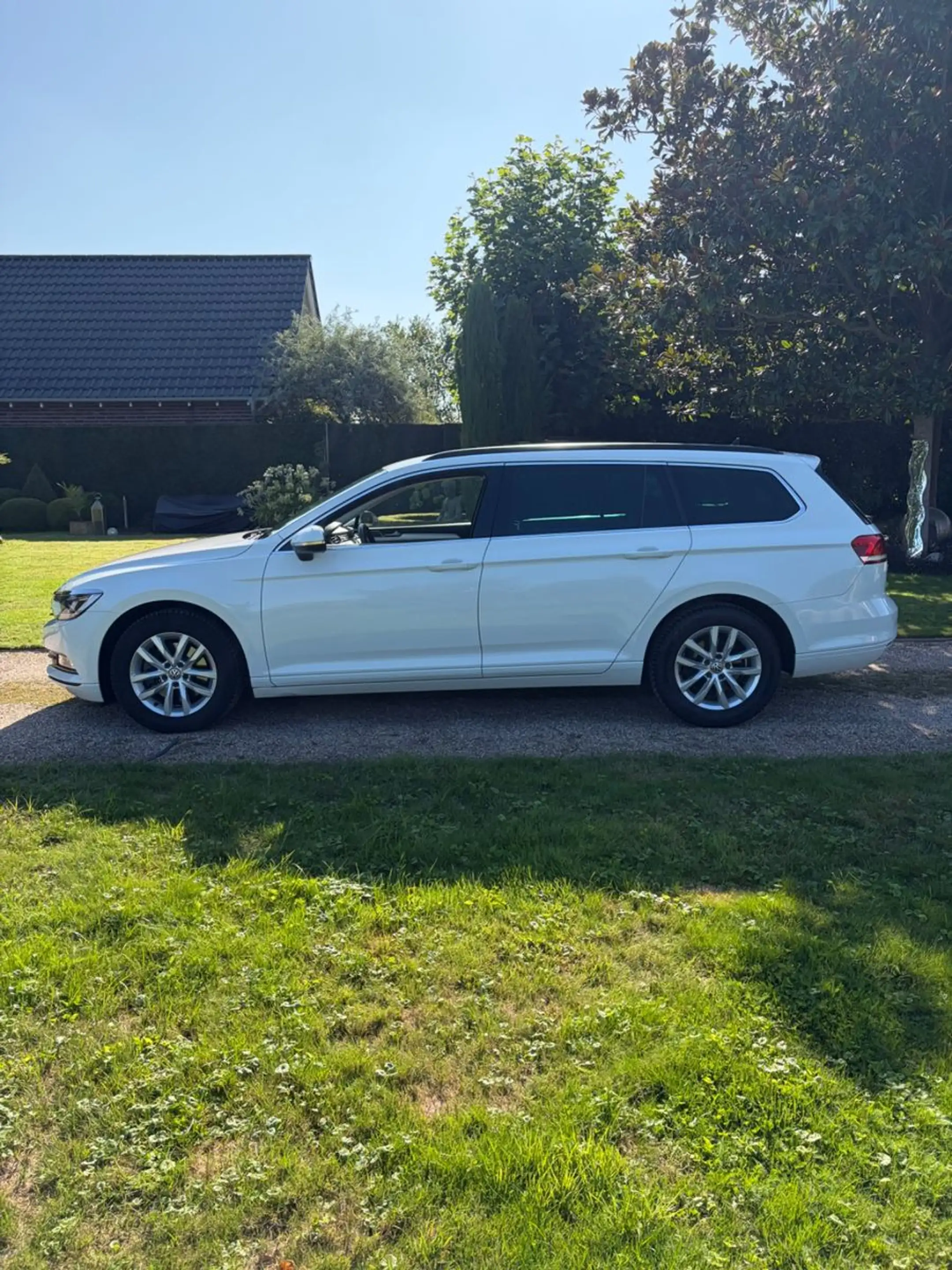 Volkswagen Passat Variant Comfortline Reifen neu/ Service — photo 2