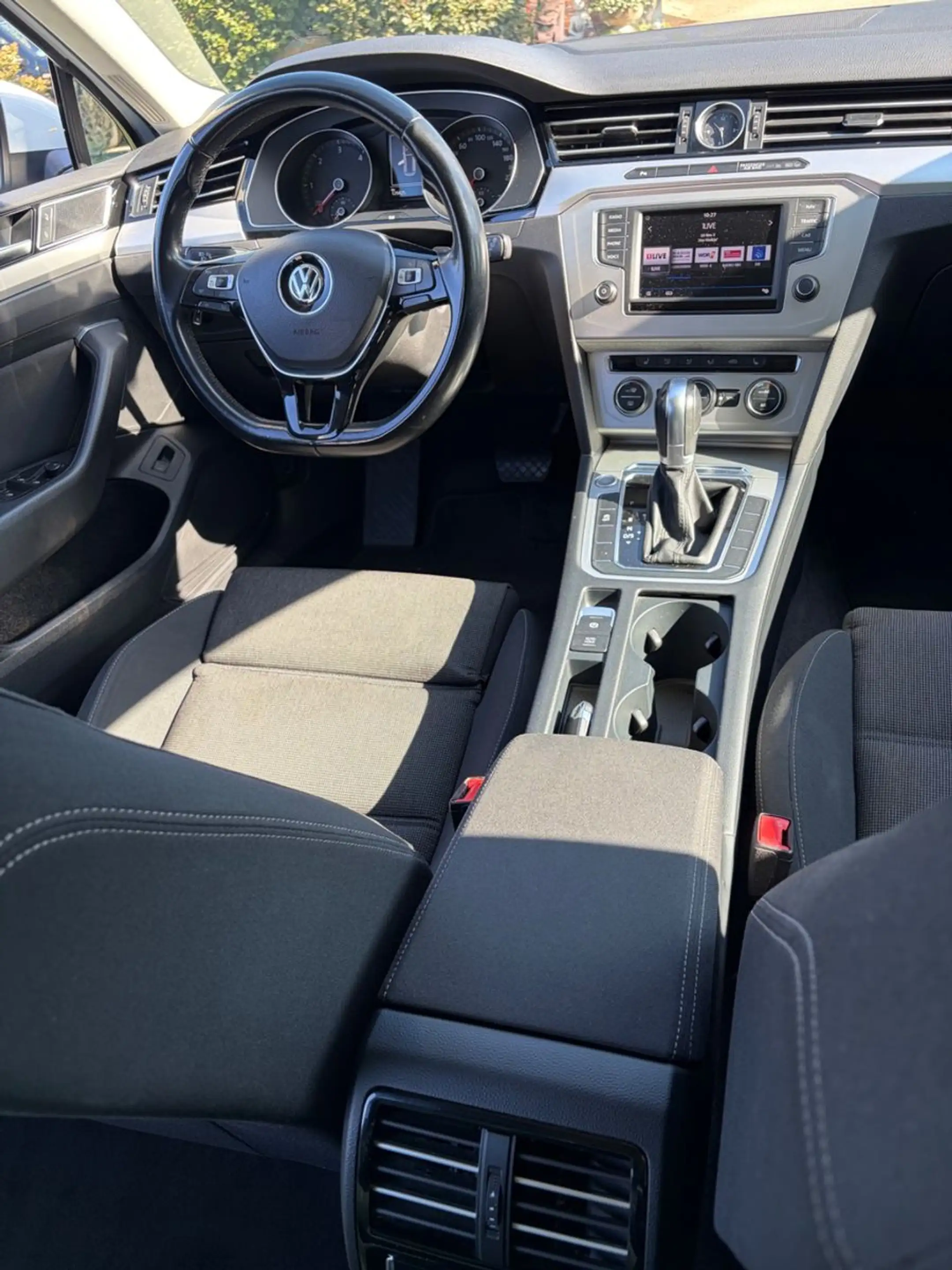 Volkswagen Passat Variant Comfortline Reifen neu/ Service — photo 10