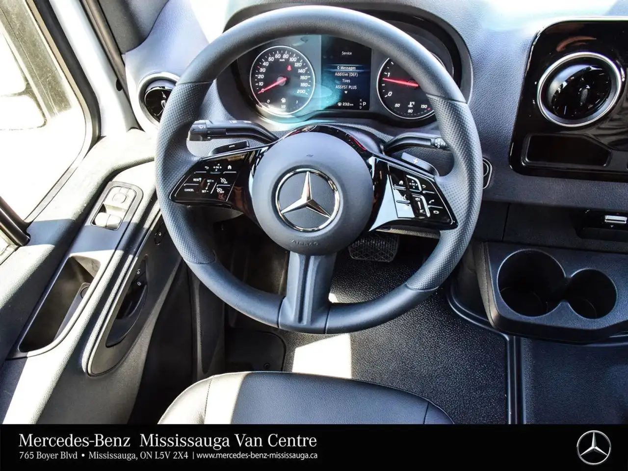 Mercedes-Benz Sprinter снимка Mercedes-Benz Sprinter