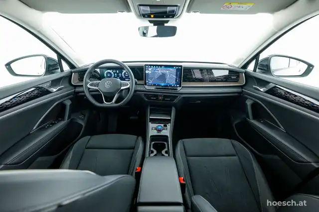 Volkswagen Tayron view 5