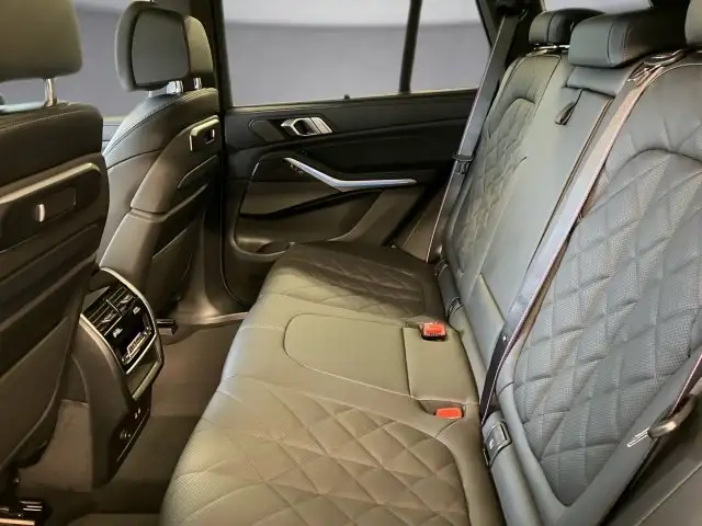 BMW X5 xDrive50e G05 XB1 Ansicht 12