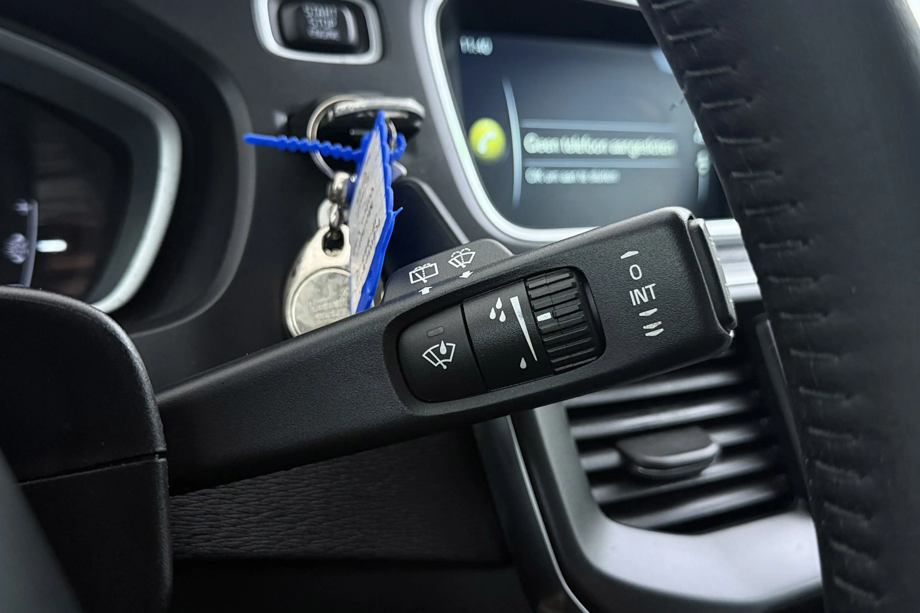 Volvo V40 2.0 T3 Nordic+ | Org NL | 51.000 KM!!! | Xenon | S — photo 32