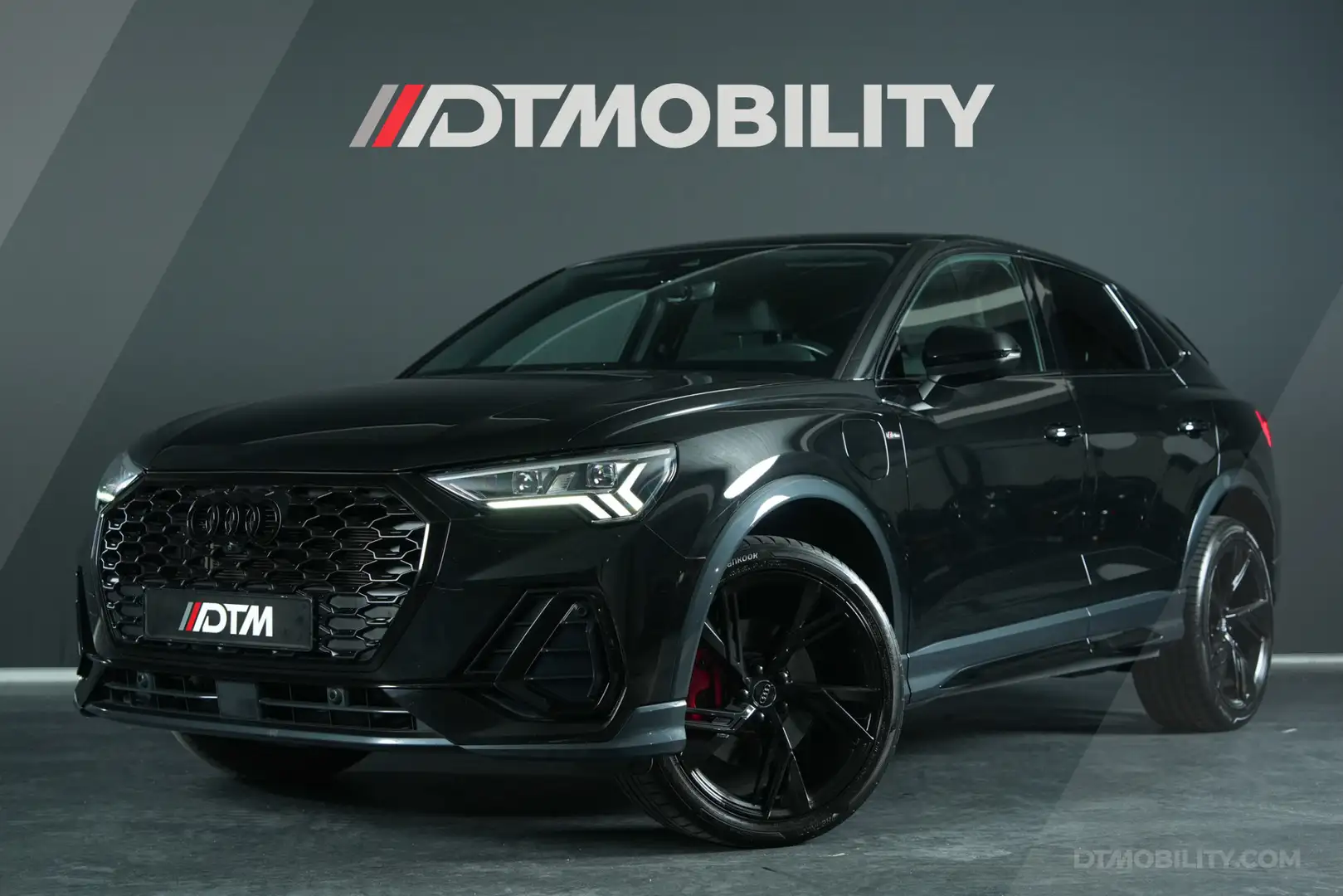 Audi Q3 Sportback 45TFSIe S-Edition | Panoramadak | Sfeerv Zwart - 1