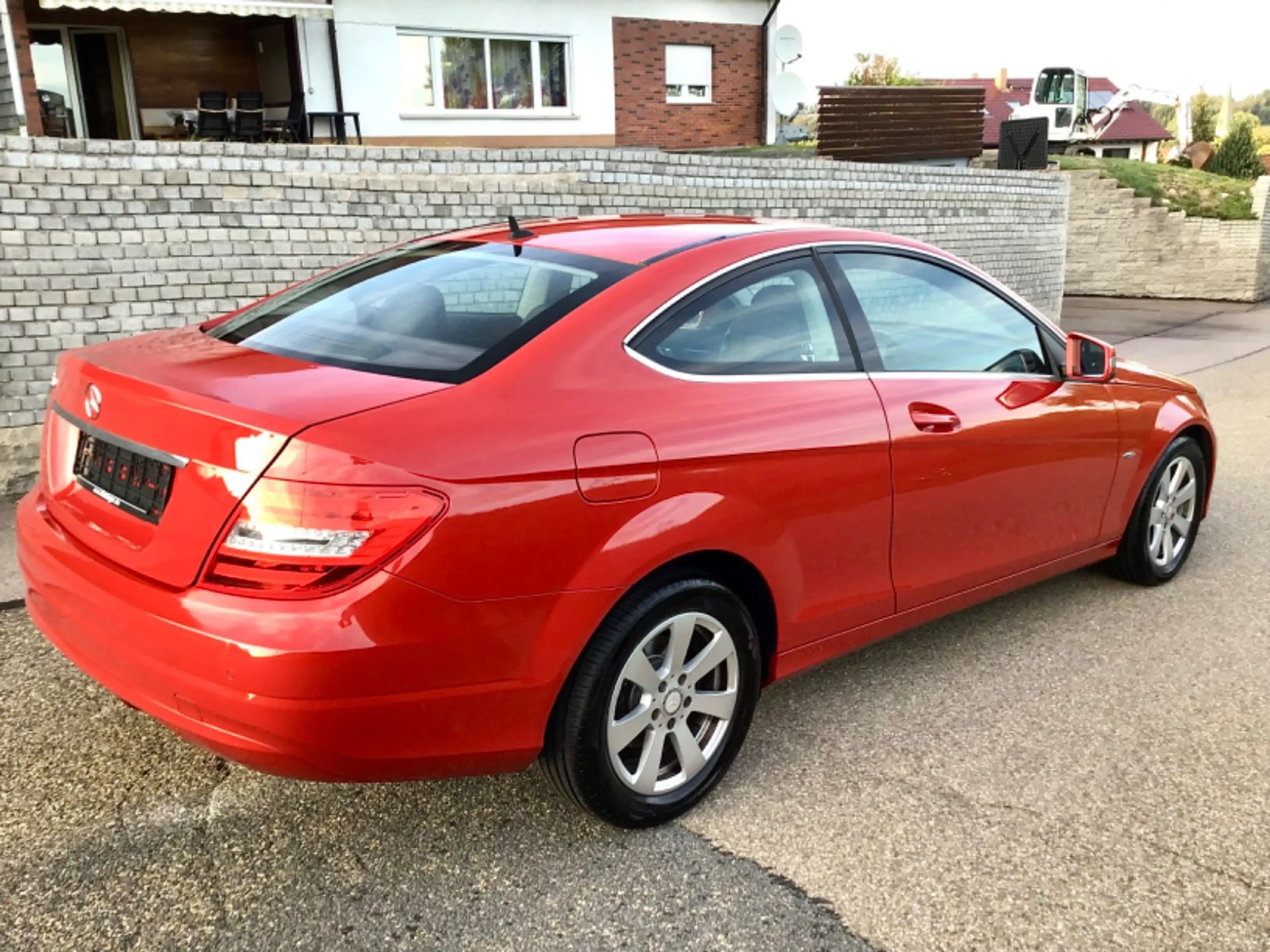 Mercedes-Benz C 180 CGI Coupe BlueEff.-1 Hd*8 fach Alu bereift — photo 11