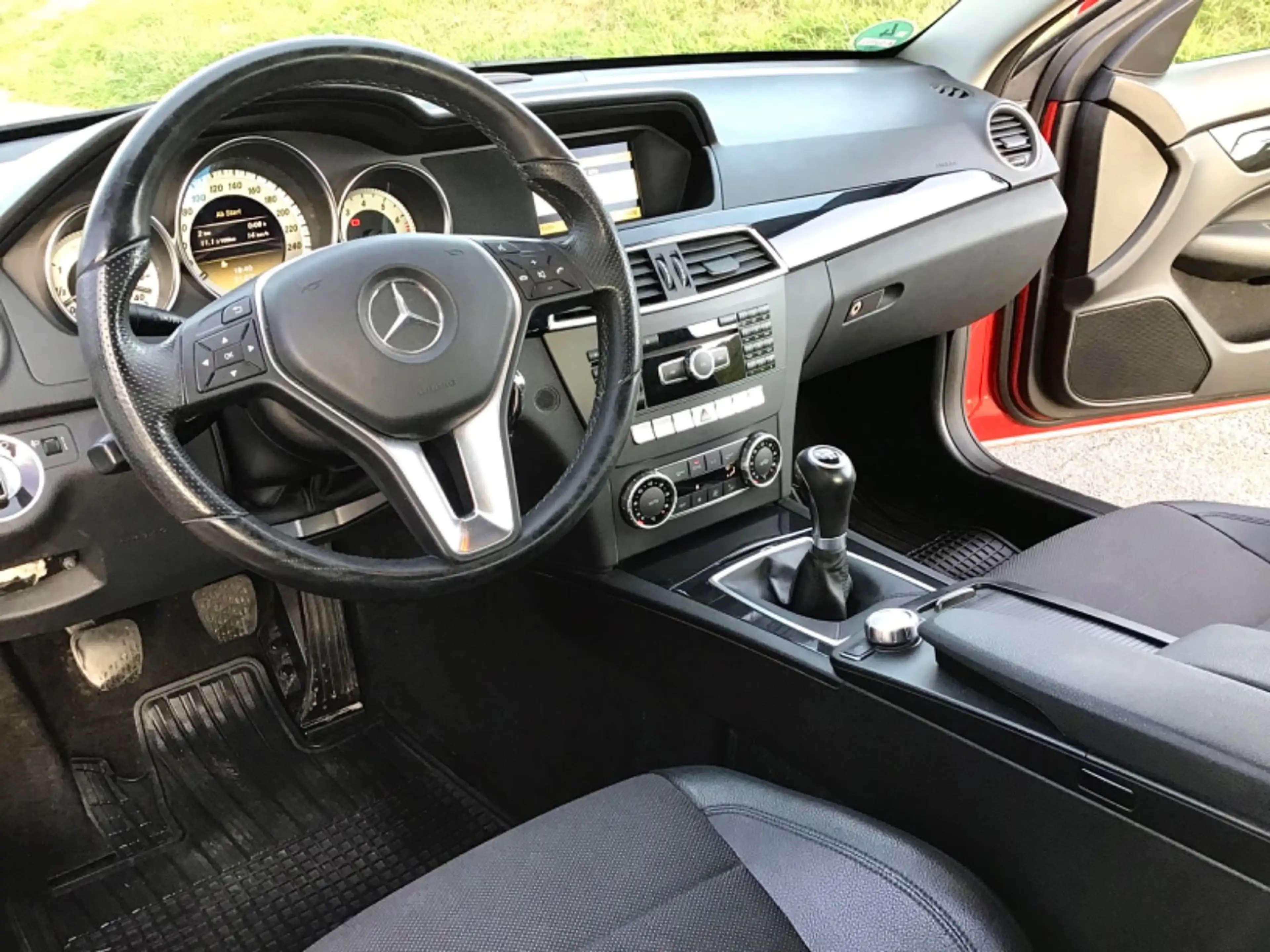 Mercedes-Benz C 180 CGI Coupe BlueEff.-1 Hd*8 fach Alu bereift — photo 7