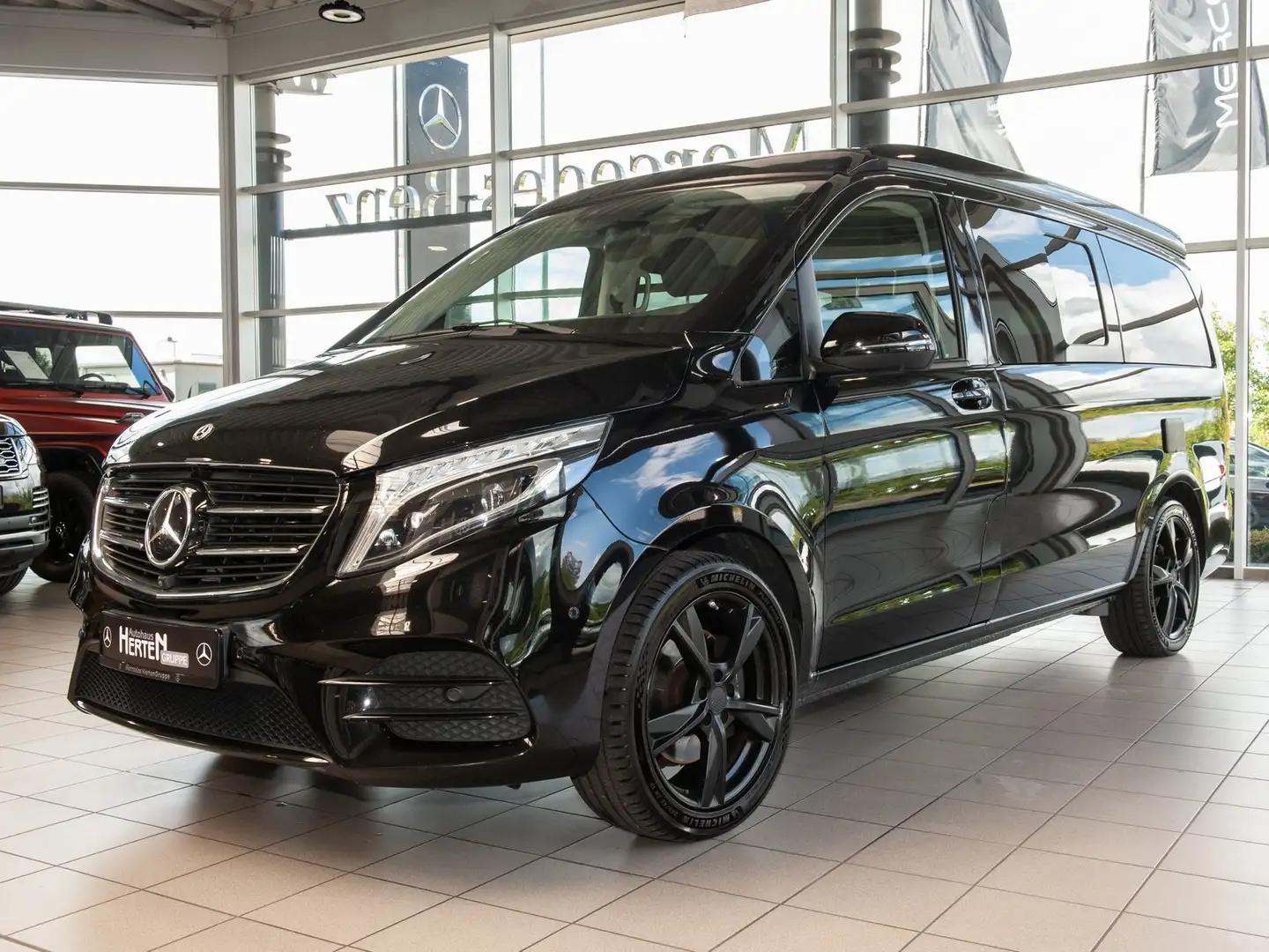 Mercedes-Benz Marco Polo 250d EDITION 4M+AHK+DACHBETT+360°+AMG Schwarz - 1