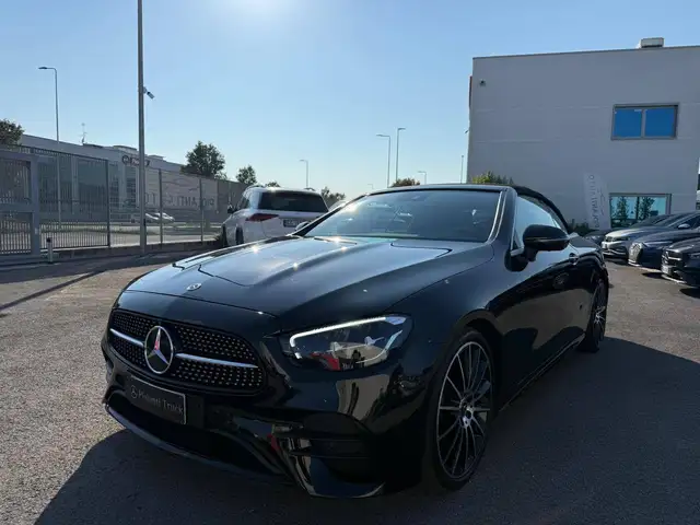 Mercedes-Benz E 200 Classe E - A238 Cabrio Cabrio mhev Premium Plus AMG Line Night Edition auto