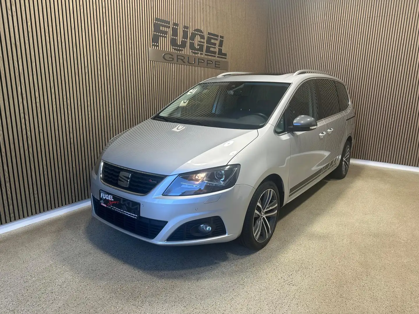 SEAT Alhambra 1.4 TSI DSG FR-Line PANO|AHK|7-Sitzer|Xenon|ACC Silber - 2