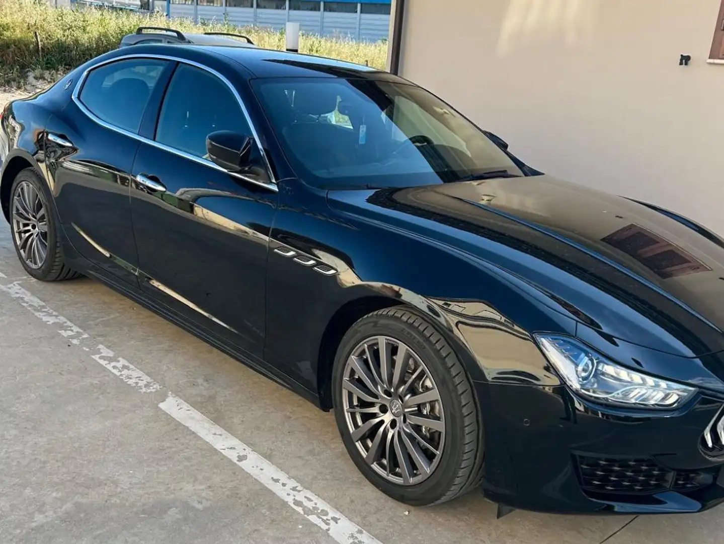 Maserati Ghibli Ghibli 3.0 V6 ds Granlusso 250cv auto my19 Nero - 2