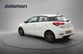 Hyundai i20 1.2 HP i-Motion 5 Deurs - Airco, Cruise Wit - thumbnail 2