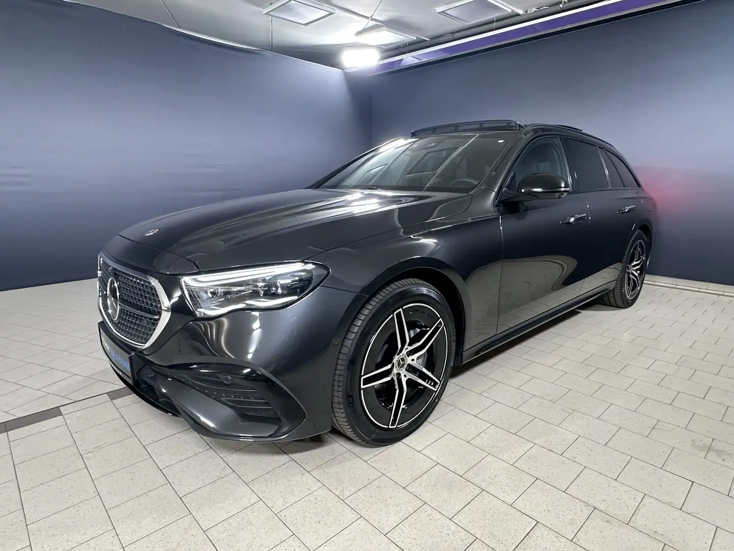 Mercedes-Benz E 300 E 300 de 4M T AMG DIG.LIGHT/AHK/Pano/HUD/Memory/ Grau - 1