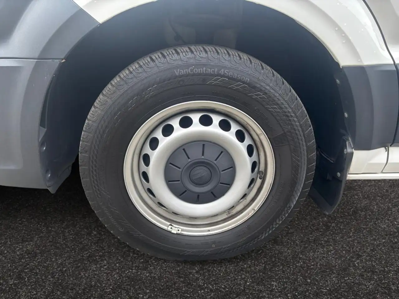 Volkswagen Crafter L4H3 4490 mm 2.0 TDI 140 PK FWD 15