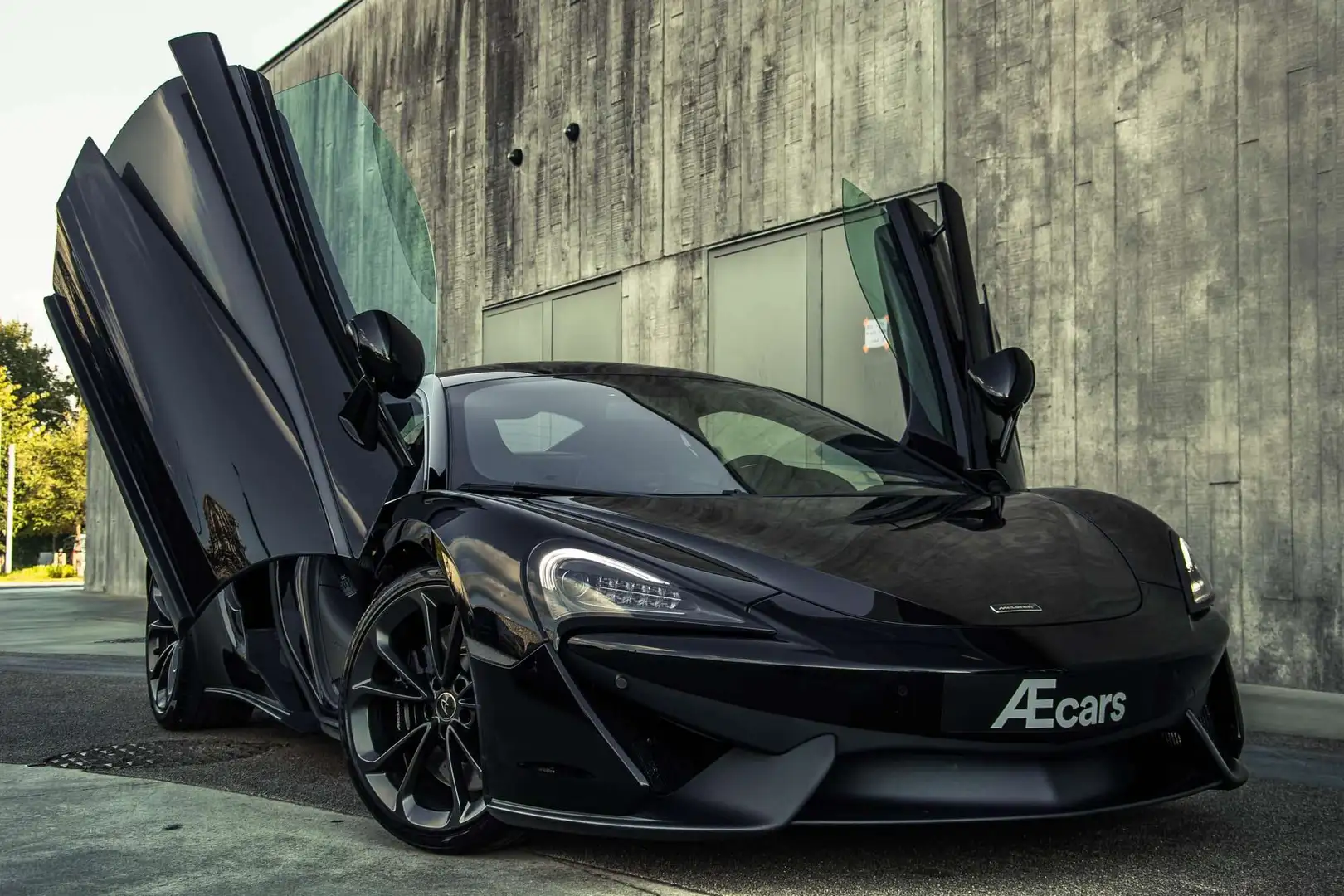 McLaren 540C COUPE *** 3.8 - V8 / CARBON / LIFT / BELGIAN *** Negru - 2