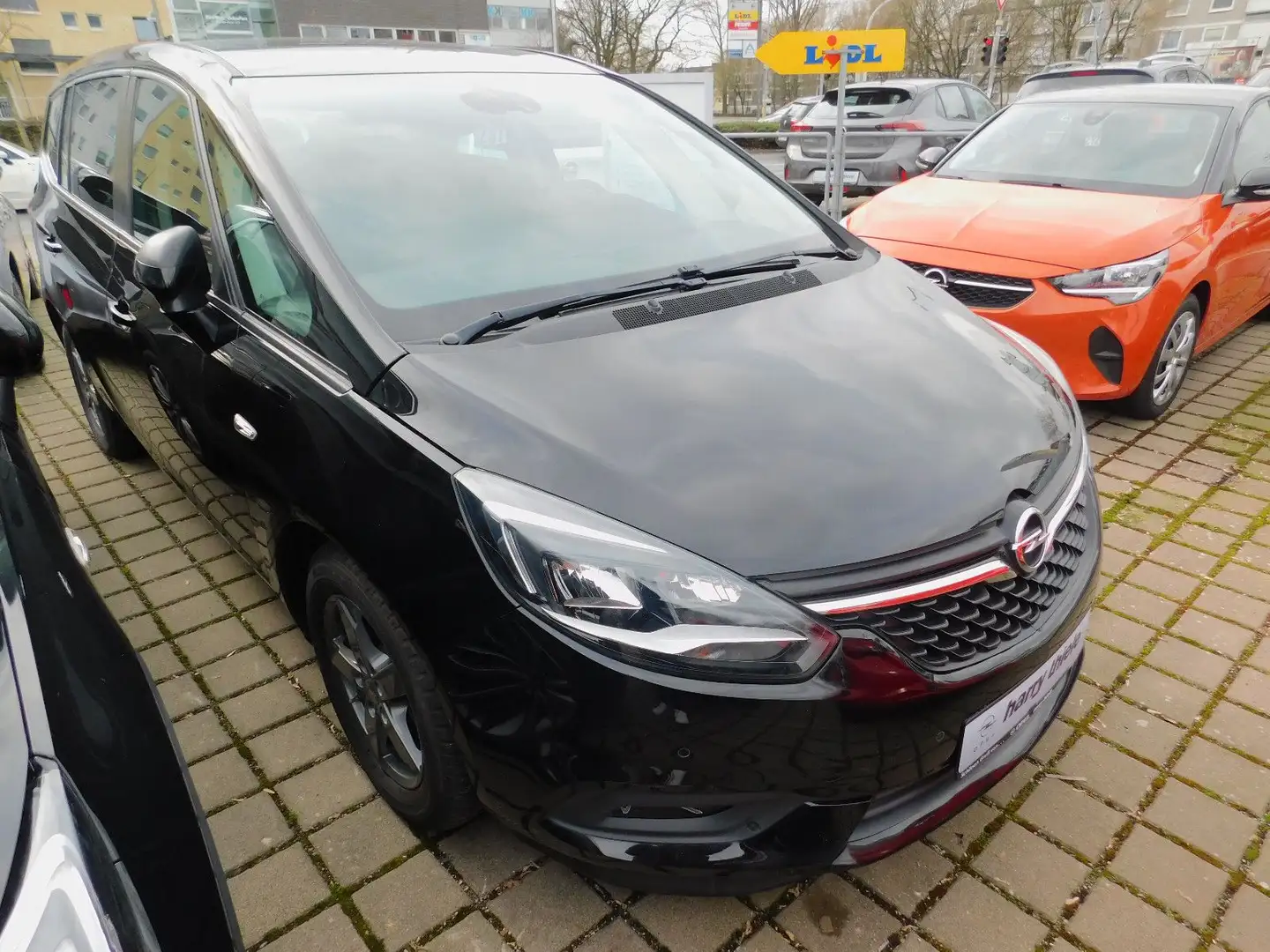 Opel Zafira C ON Start/Stop Zwart - 2