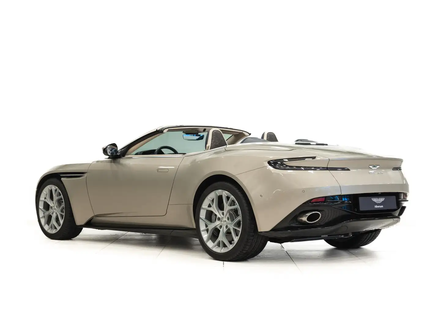 Aston Martin DB11 Volante 2017 - 2