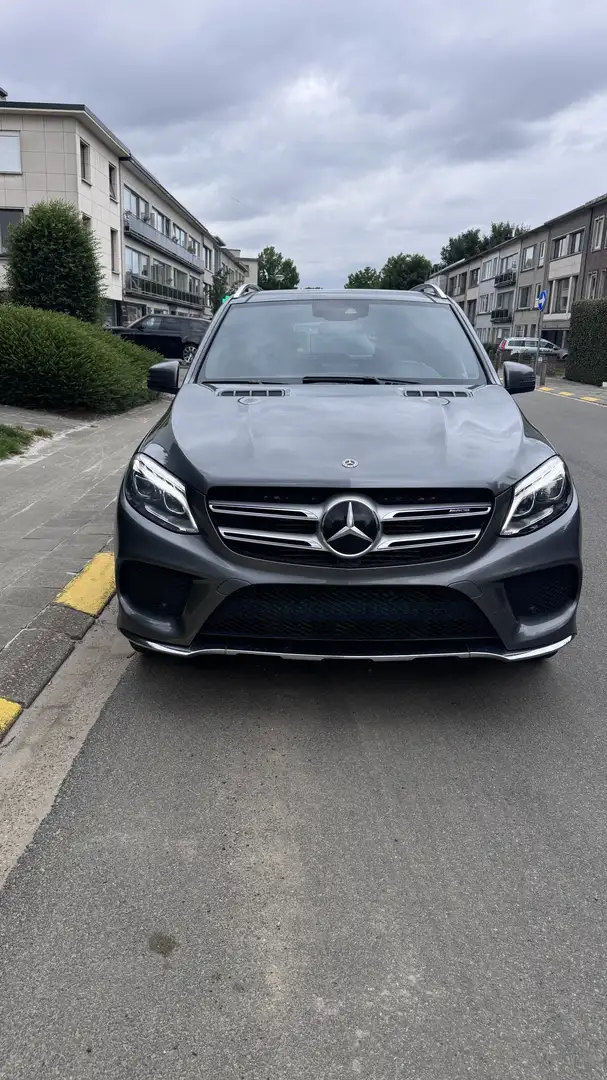 Mercedes-Benz GLE 250 d 4Matic 9G-TRONIC AMG Line - 1